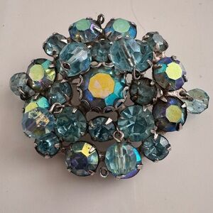 Vintage Weiss Brooch Pin AB Blue Crystals Color signed